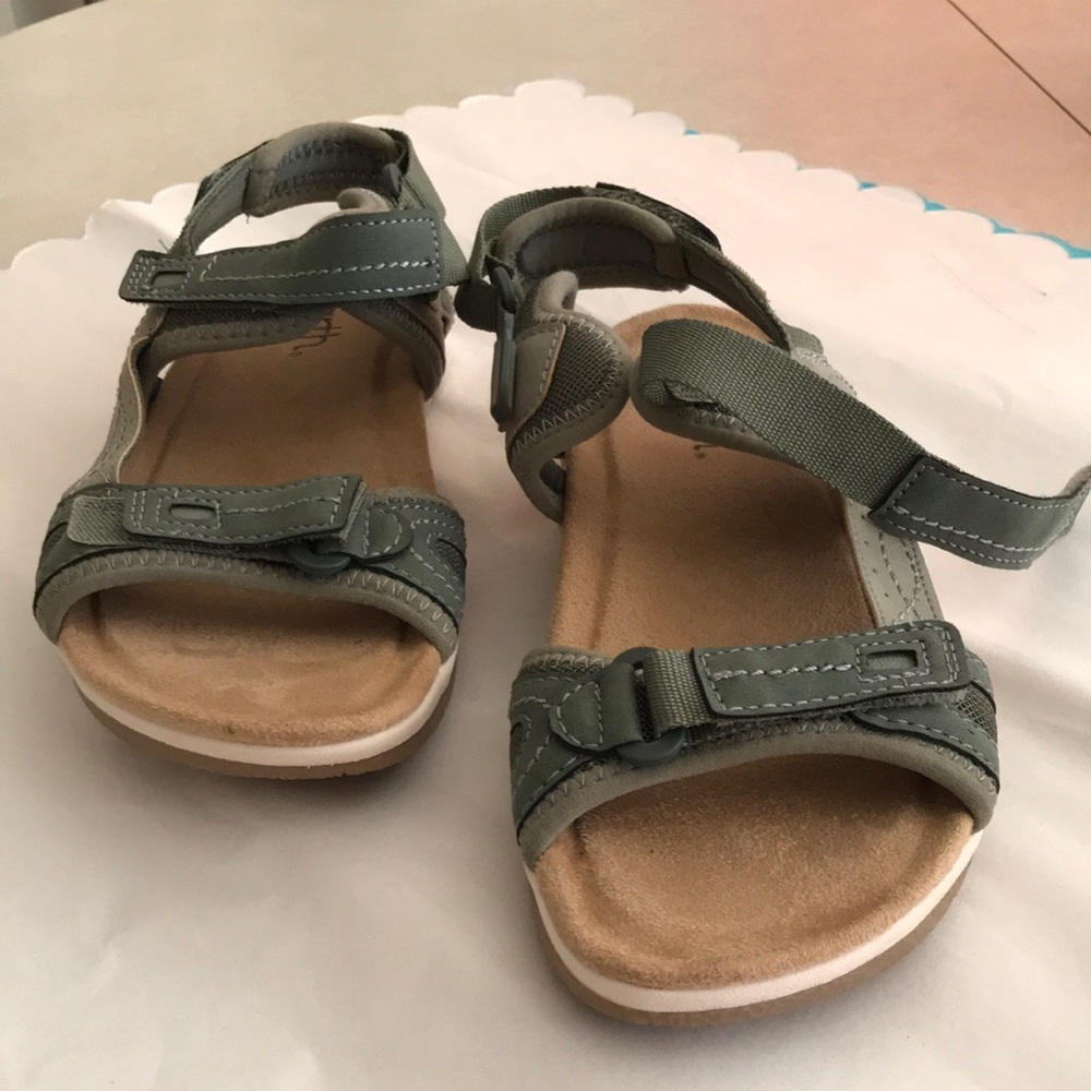 Earth Adjustable Olive Green Sandals